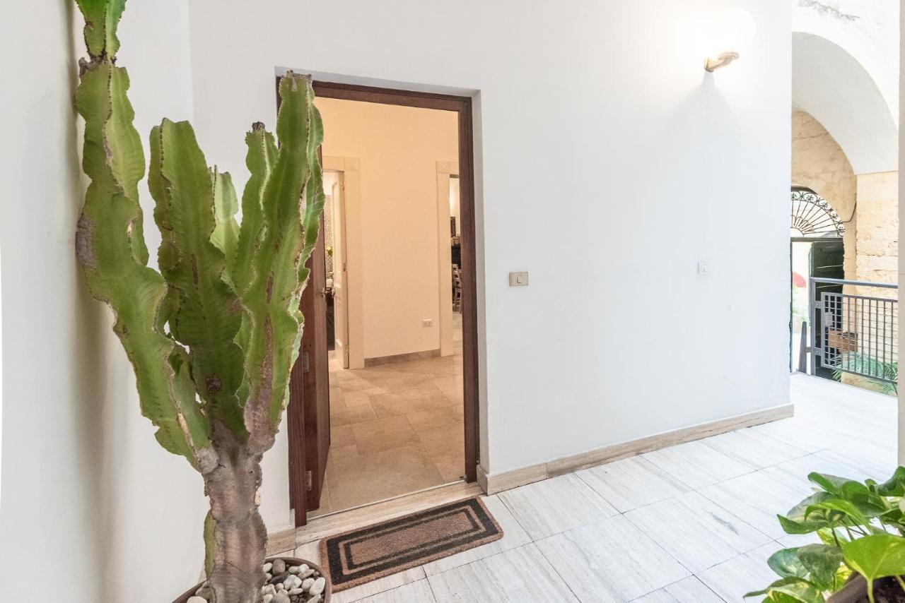 Rubichi 6 - Old Town Apartment Sit Lecce Exterior photo